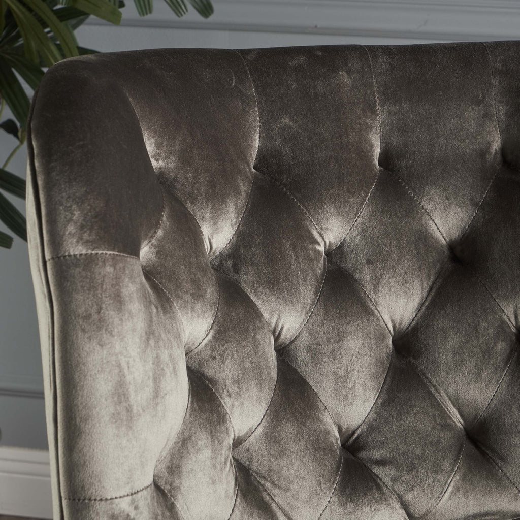 Gray Fabric Club Chair U87936