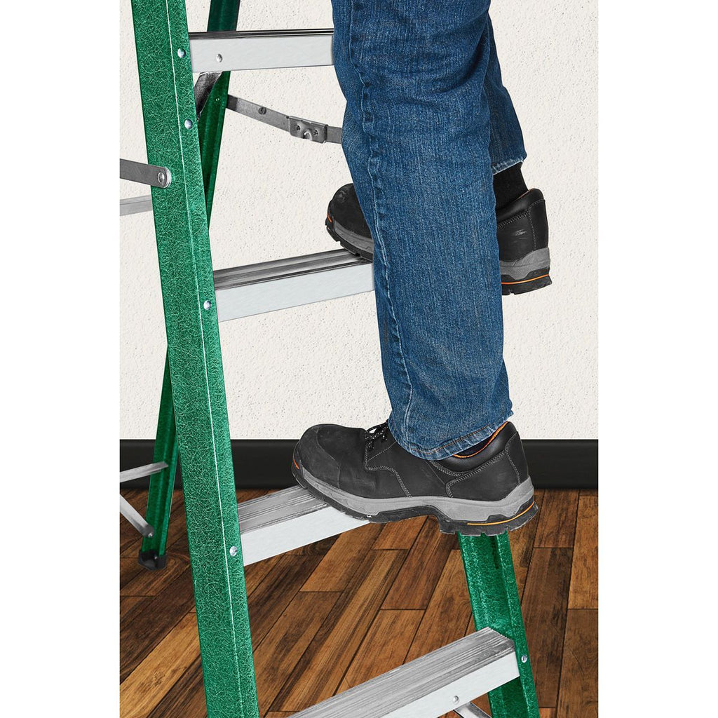 6 ft. Fiberglass Stepladder O311