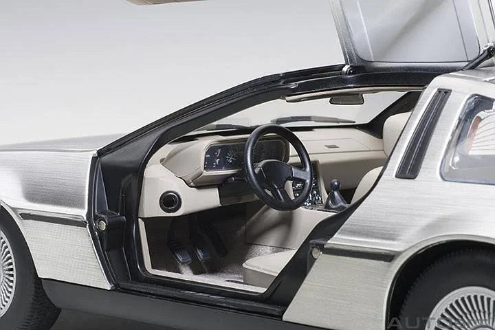 Satin Silver 1/18 Model Car S7156