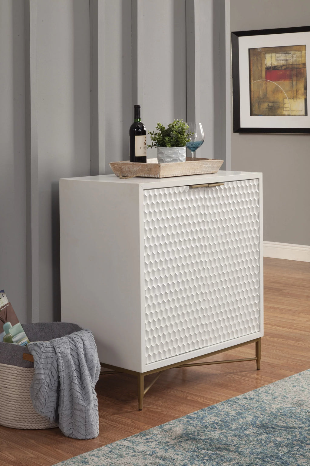 White Wood Bar Cabinet L437