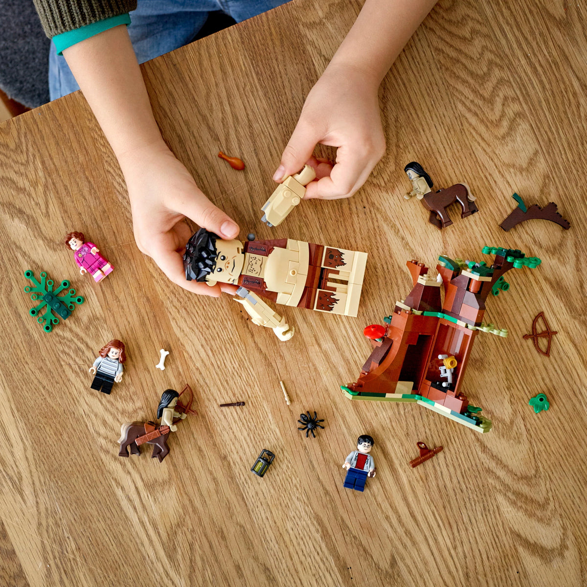 Building Toy with Minifigures 253 Pieces P819594
