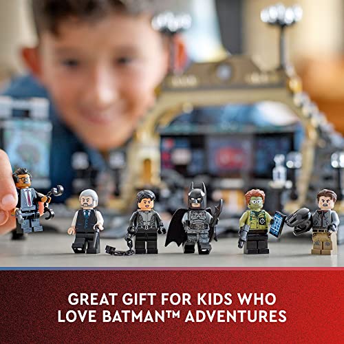 Batman Batcave Building Kit, 581 Pieces I25378