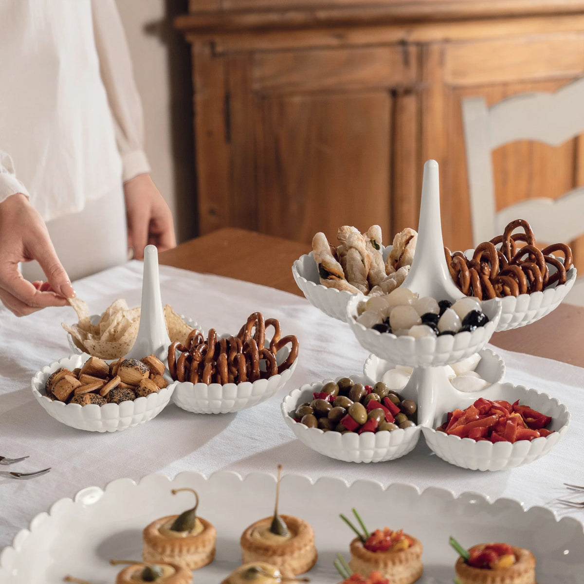 Hors d’oeuvres dish B503
