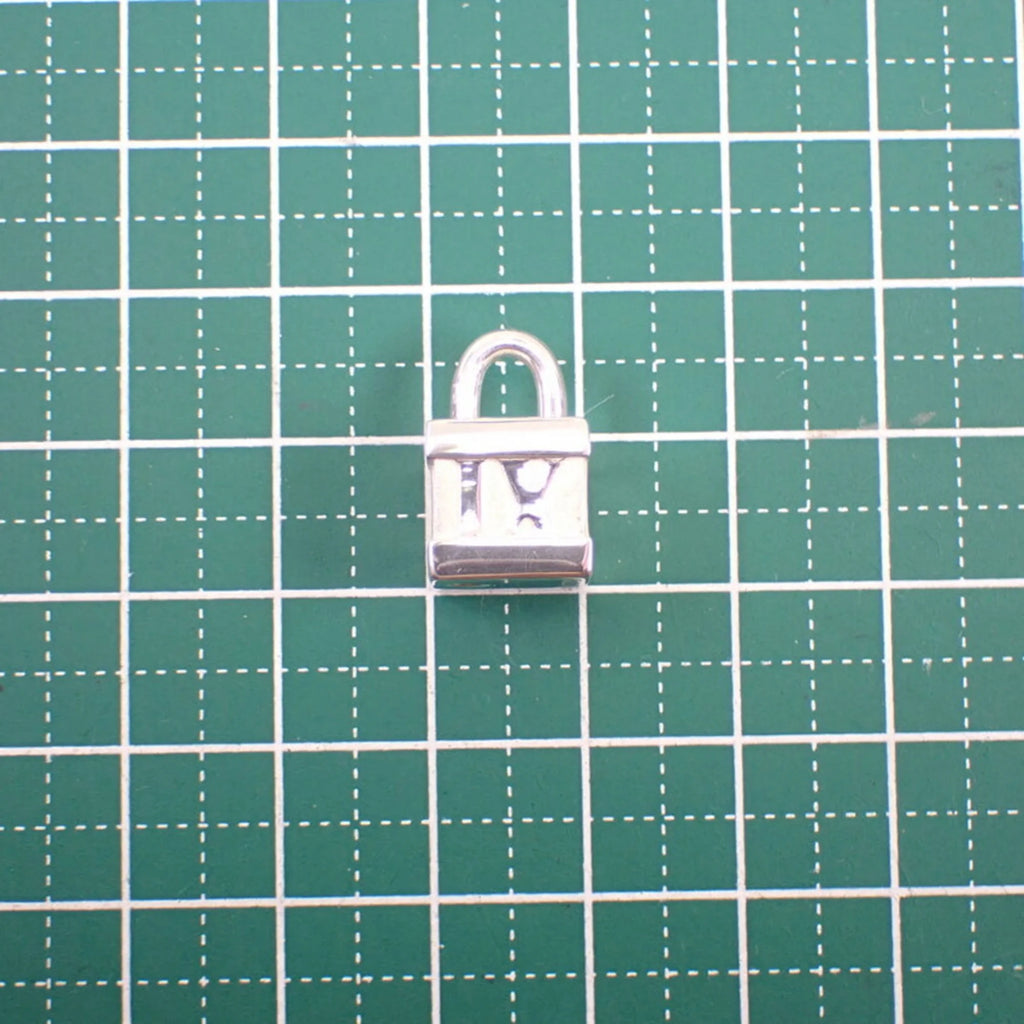925 Atlas Cube Pendant X1641