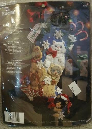 18 Felt Christmas Stocking Kit E423