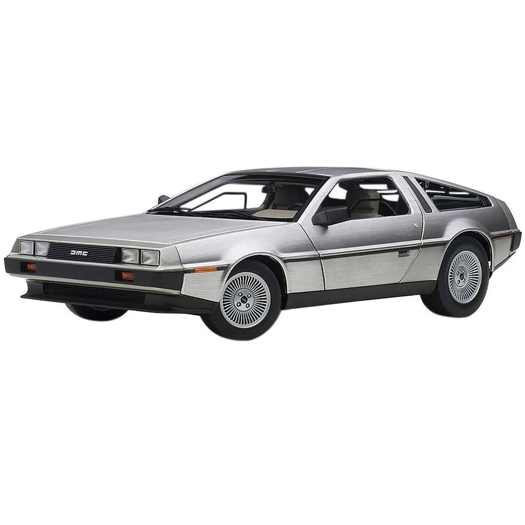 Satin Silver 1/18 Model Car S7156