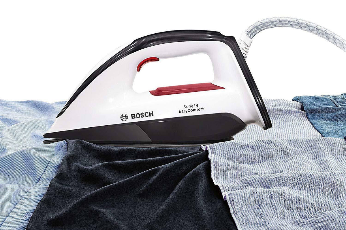 White 2400W Steam Iron Z144