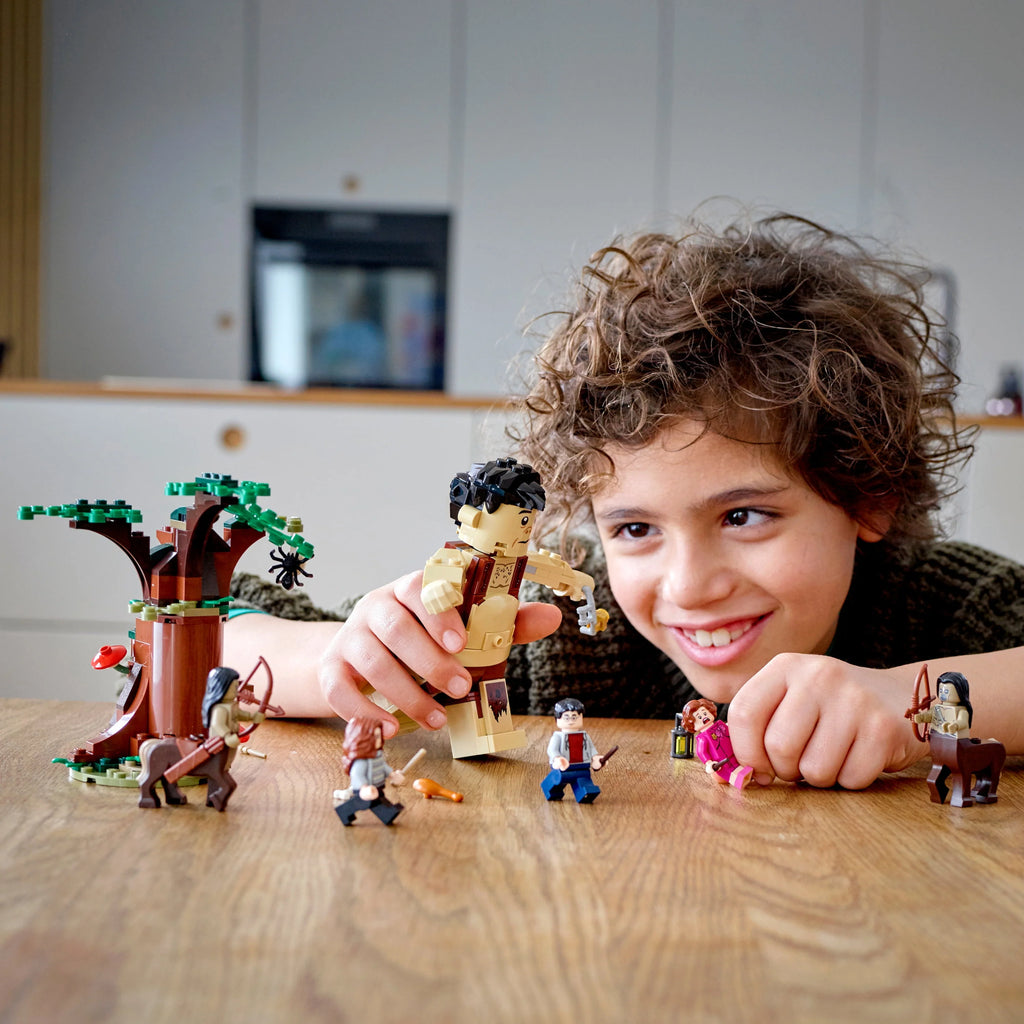 Building Toy with Minifigures 253 Pieces P819594